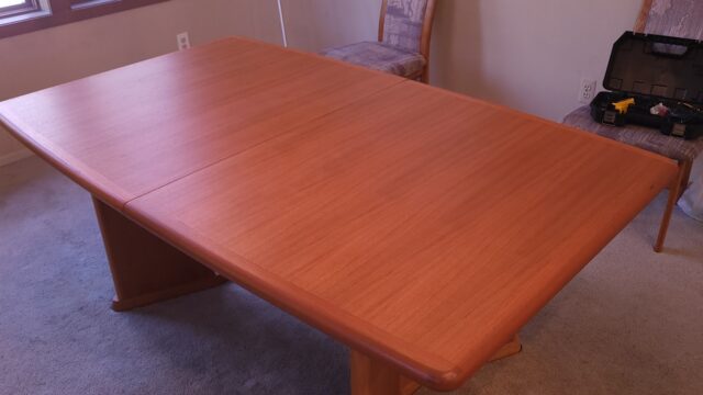 Veneering teak dining room table